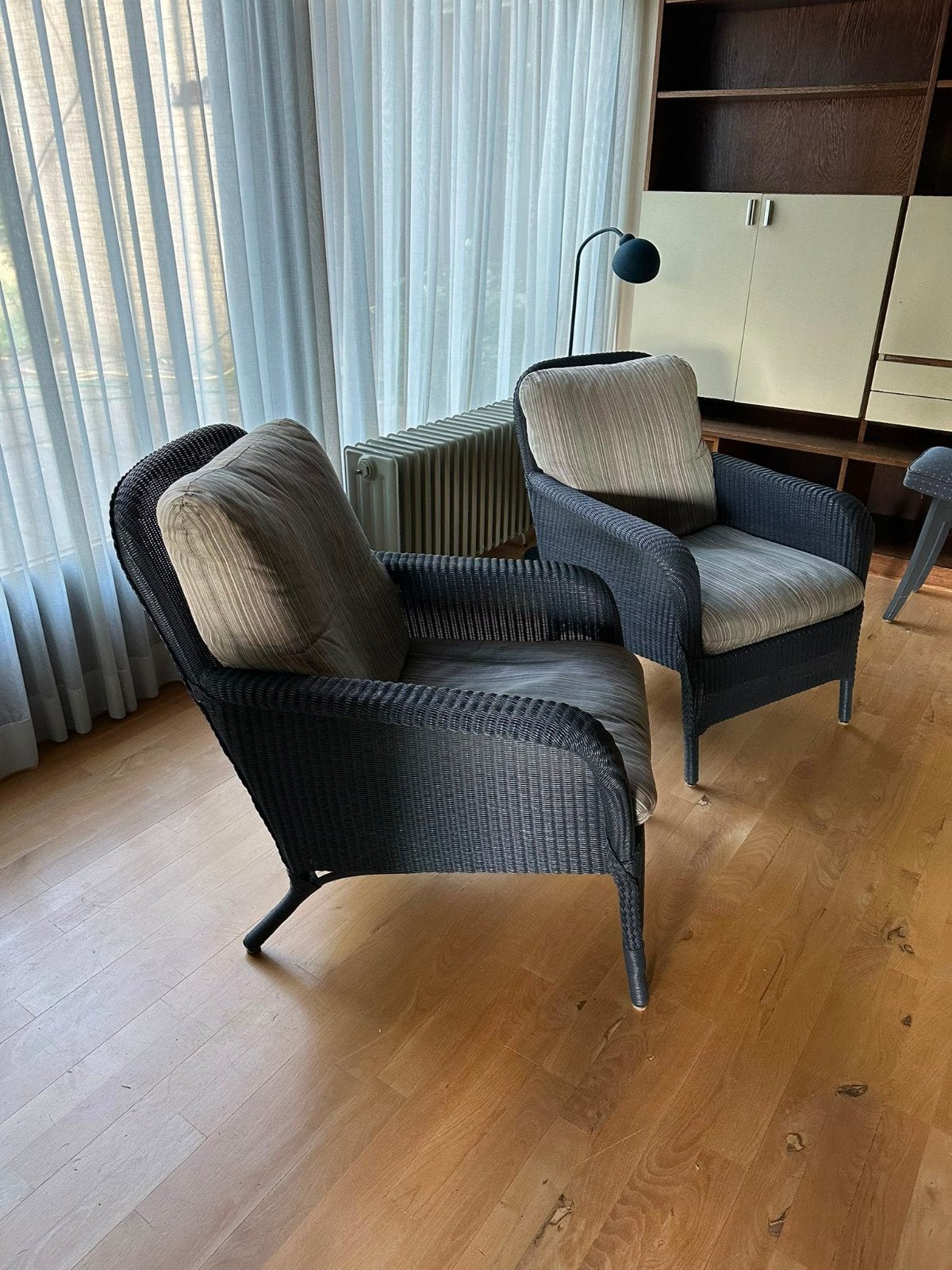2 Blauw-Grijze rieten stoelen - Accente das Original, Huis en Inrichting, Stoelen, Ophalen, Gebruikt, Twee, Blauw