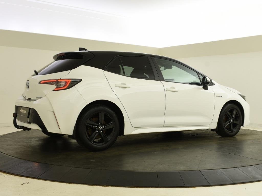 Toyota Corolla 1.8 Hybrid Smart Bi Tone | Head-up | Trekhaak, 12 maanden, Gebruikt, 750 kg, 4 cilinders