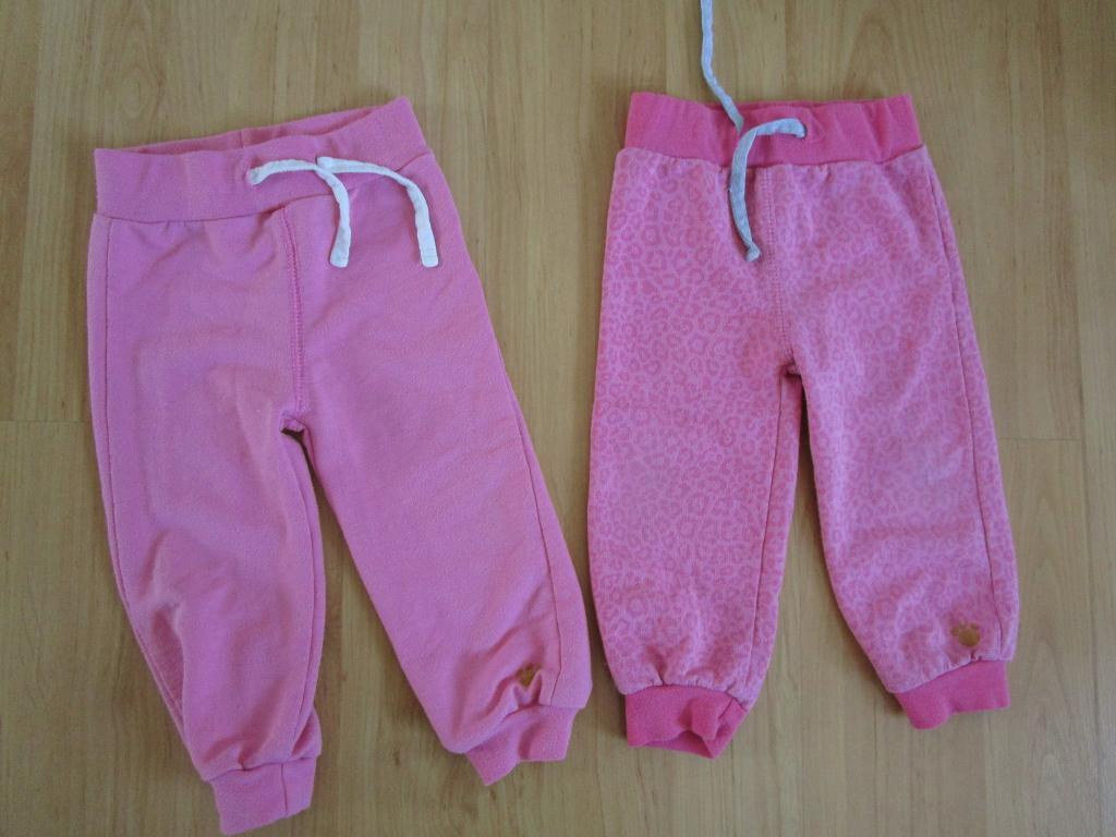 Zeeman - twee comfortabele vrolijke broekjes maat 68, Zeeman, Broekje, Meisje, Ophalen of Verzenden