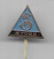 STORK BLAUW ZWARTE SPELD, Verzamelen, Ophalen of Verzenden, Gebruikt, Merk, Speldje of Pin