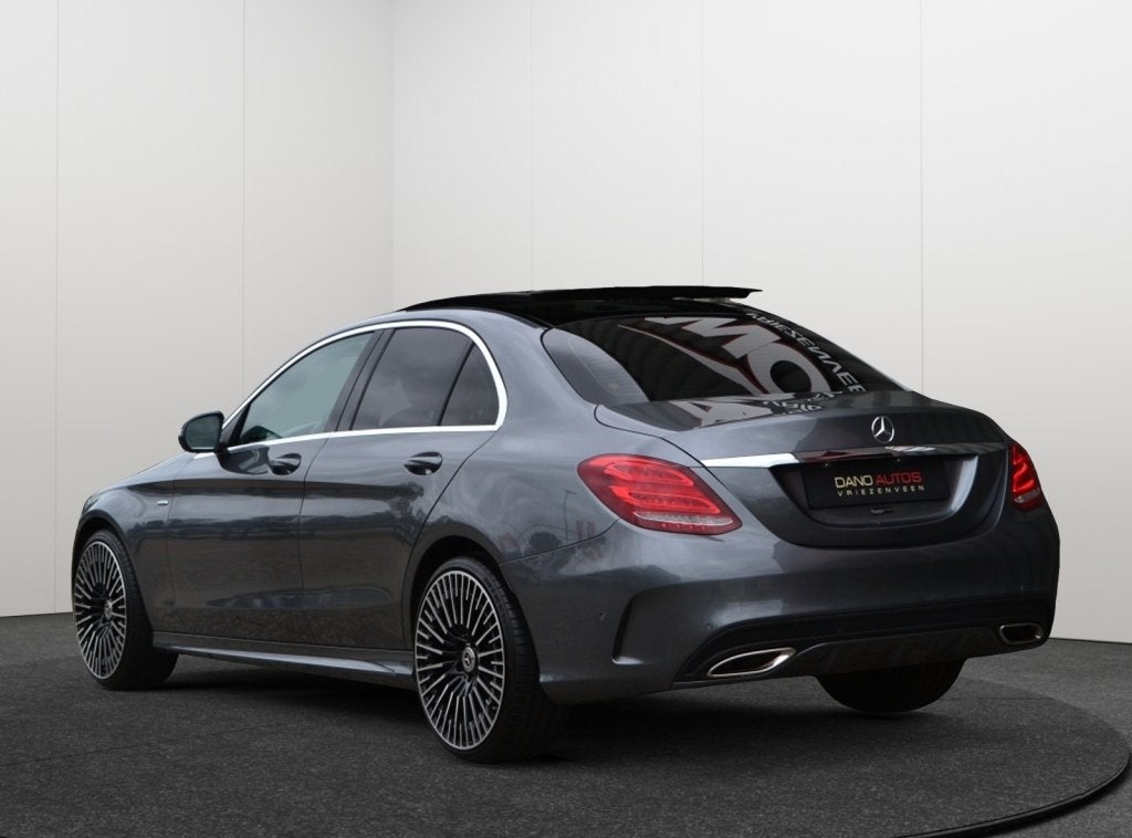 Mercedes-Benz C-Klasse 180 AMG Edition Leer/Pano/Camera/20'', Auto's, Mercedes-Benz, Automaat, 1325 kg, 4 cilinders, 157 pk