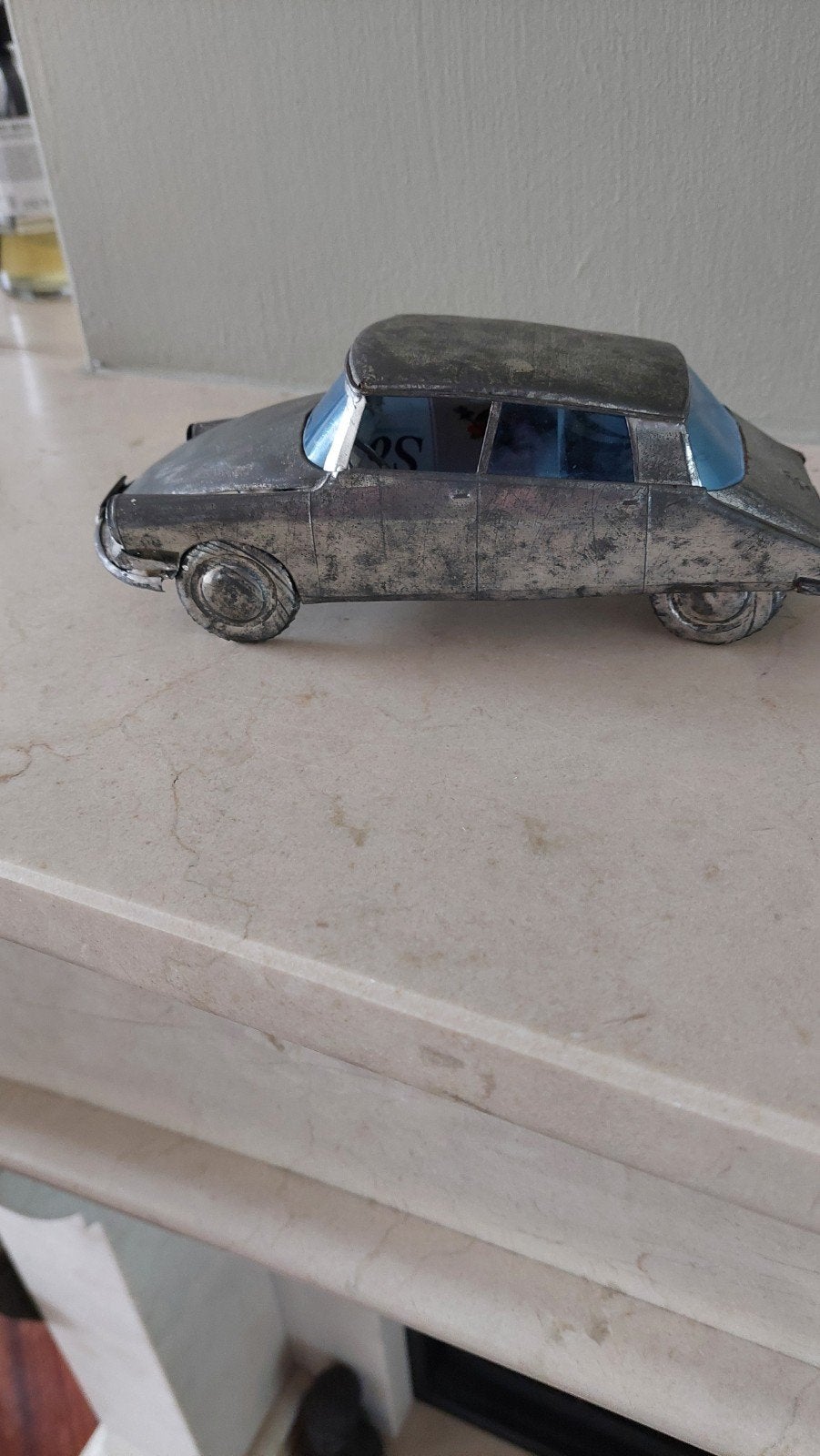 Citroën DS waarschijnlijk 1:24. Echt leuk ding en gemaakt in, Ophalen of Verzenden, Gebruikt