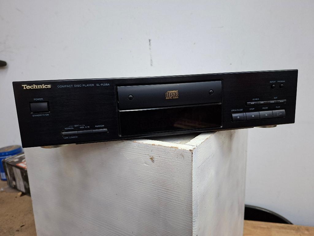 uitstekende cd speler Technics sl-pj28a, Ophalen of Verzenden, Refurbished, Technics, Draagbaar