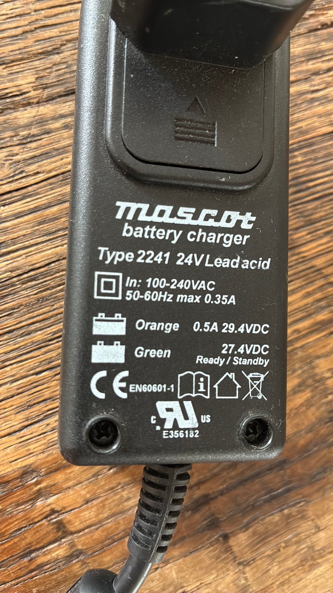 24v (29,4v) lader voor kleine lood accu laadstroom max 0,5A, Ophalen of Verzenden, Gebruikt