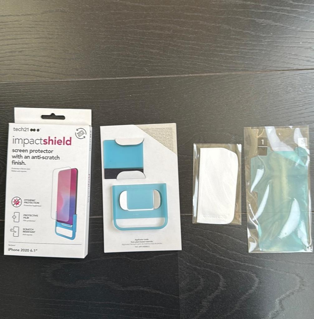 Tech21 impact shield iPhone12/12Pro, Ophalen of Verzenden, Zo goed als nieuw, Bescherming, Apple iPhone