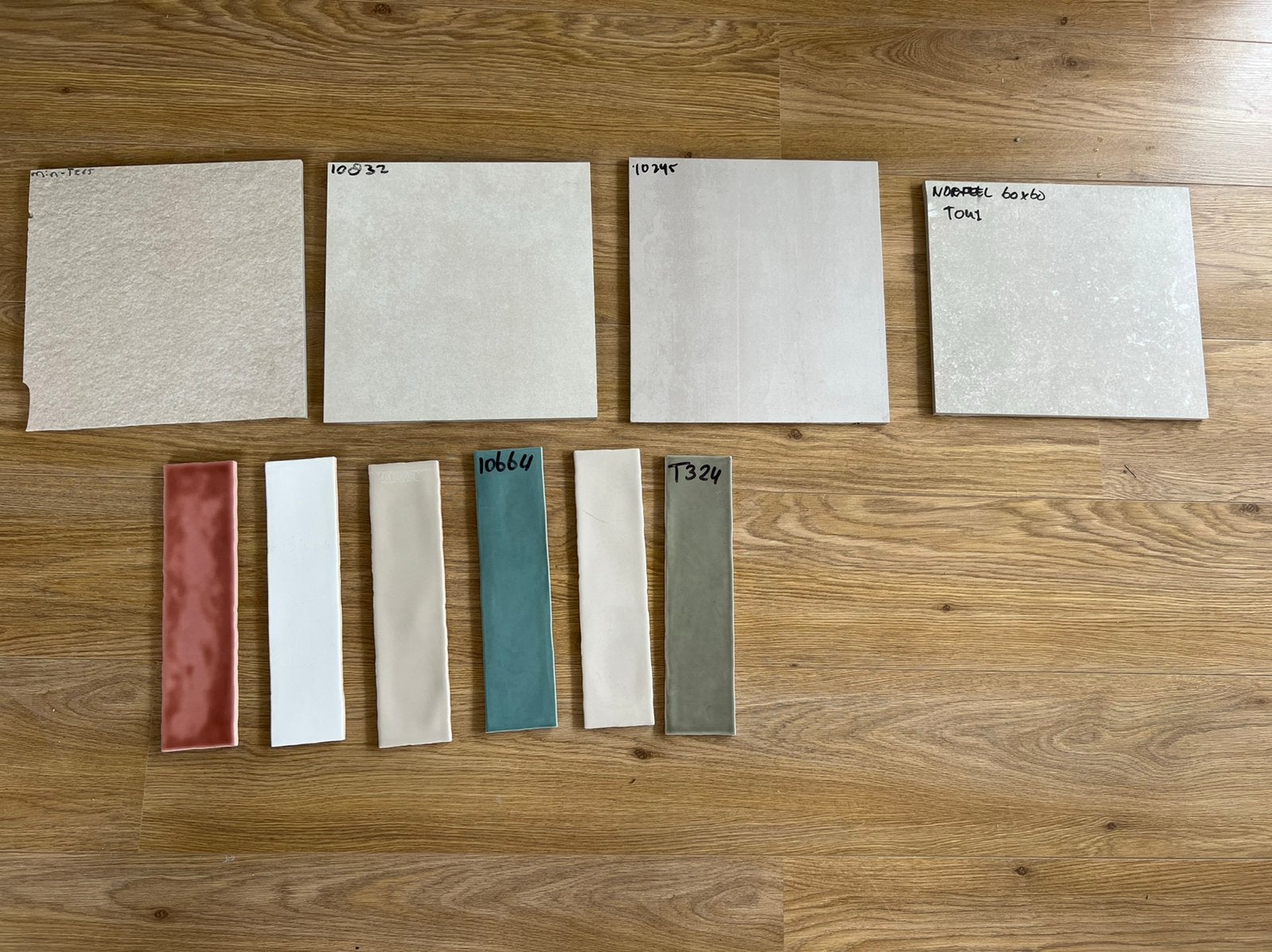 Diverse tegelsamples van tegel in huis en Gevelaar, Ophalen, Minder dan 20 cm, Zo goed als nieuw, Minder dan 5 m²