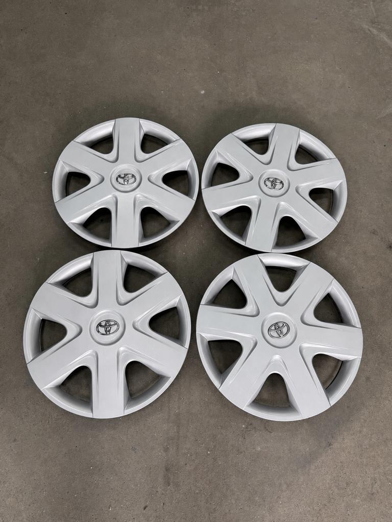 Toyota Aygo wieldoppen 14 inch - onbeschadigd, Ophalen of Verzenden, Zo goed als nieuw