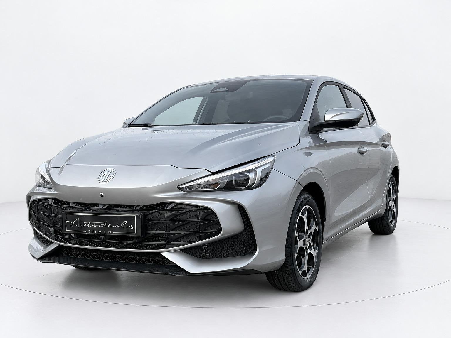 MG MG3 Hybrid+ 1.5 Hybrid+ Luxury 360 CAMERA - STOELVERWARMI, Auto's, 194 pk, 4 cilinders, 2 kWh, 1283 kg