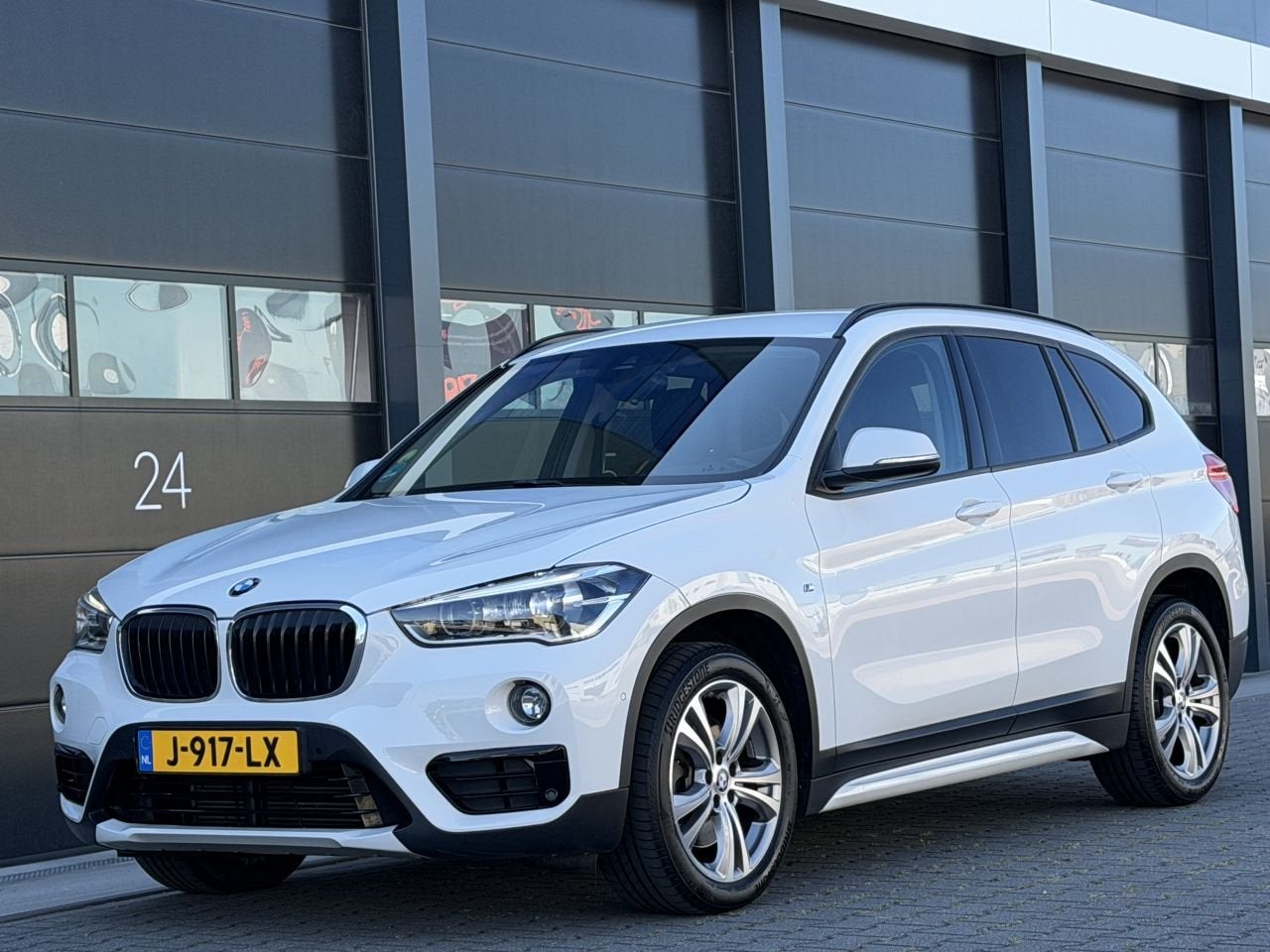 BMW X1 XDRIVE 25D 2.0 Head-Up Leer Clima (bj 2016), 1995 cc, Euro 6, Wit, Bedrijf