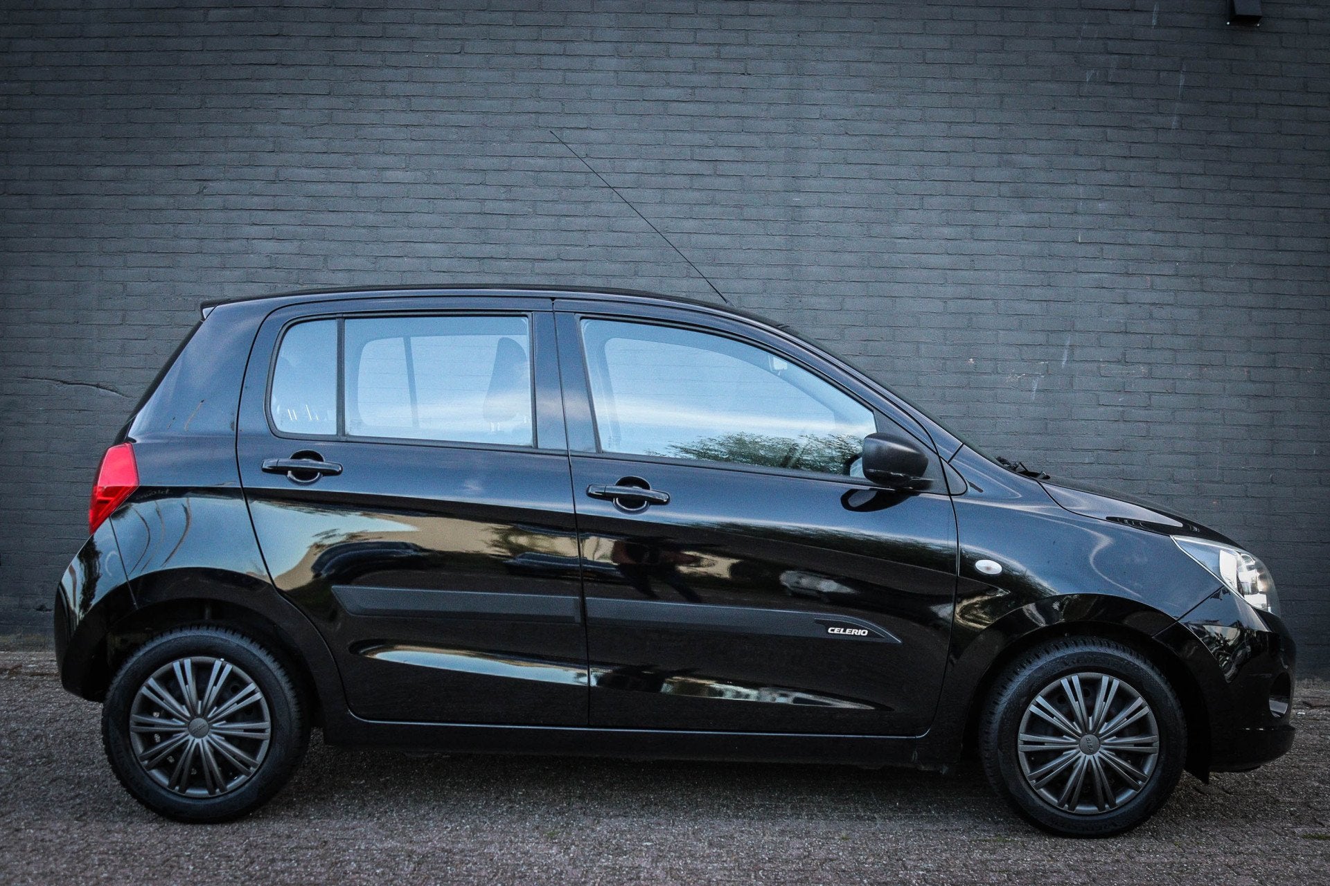 Suzuki Celerio 1.0 Comfort Airco (bj 2015), Auto's, Gebruikt, 400 kg, Electronic Stability Program (ESP), Origineel Nederlands
