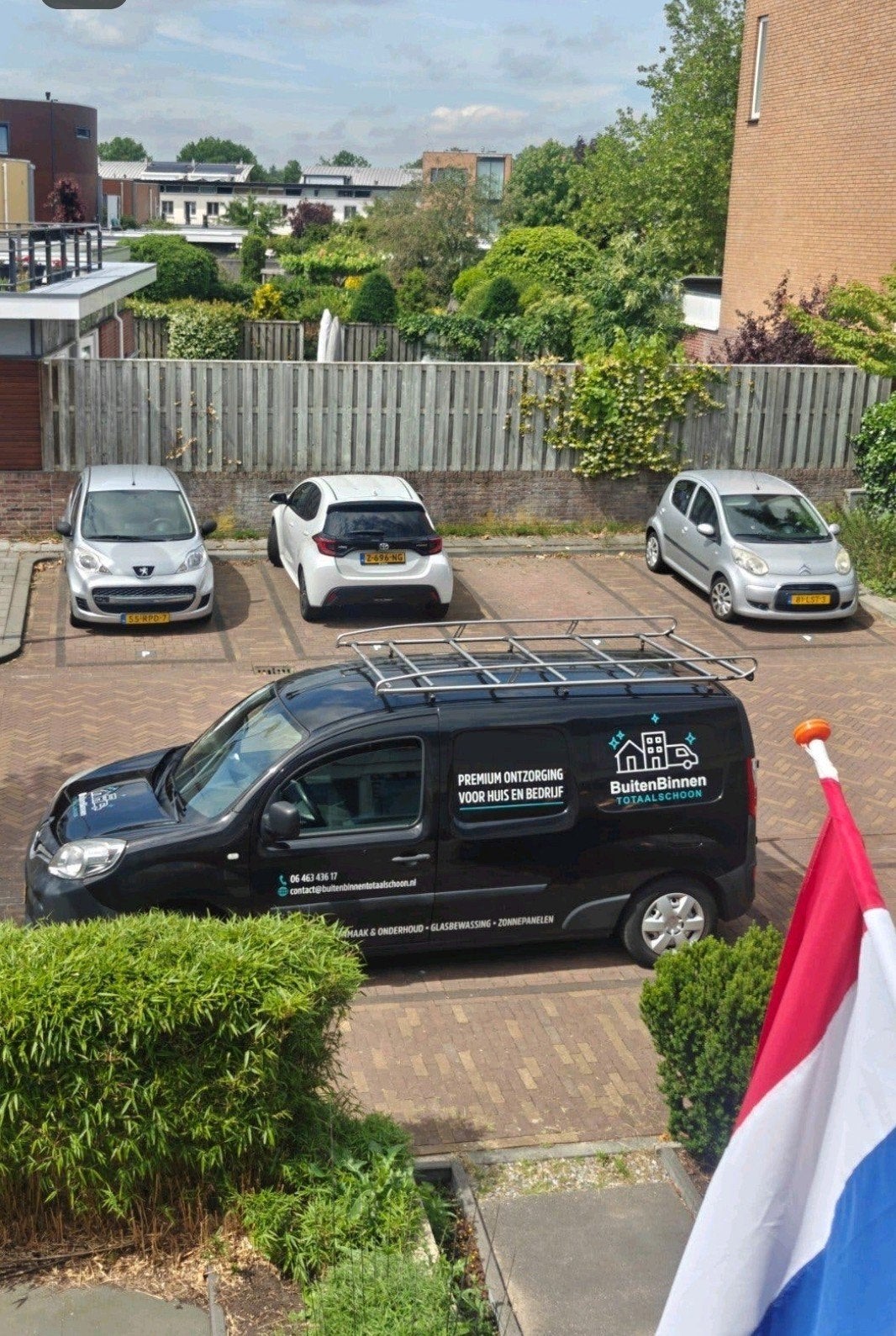 BuitenBinnen Totaalschoon | Glazenwasser & Schoonmaker, Vacatures