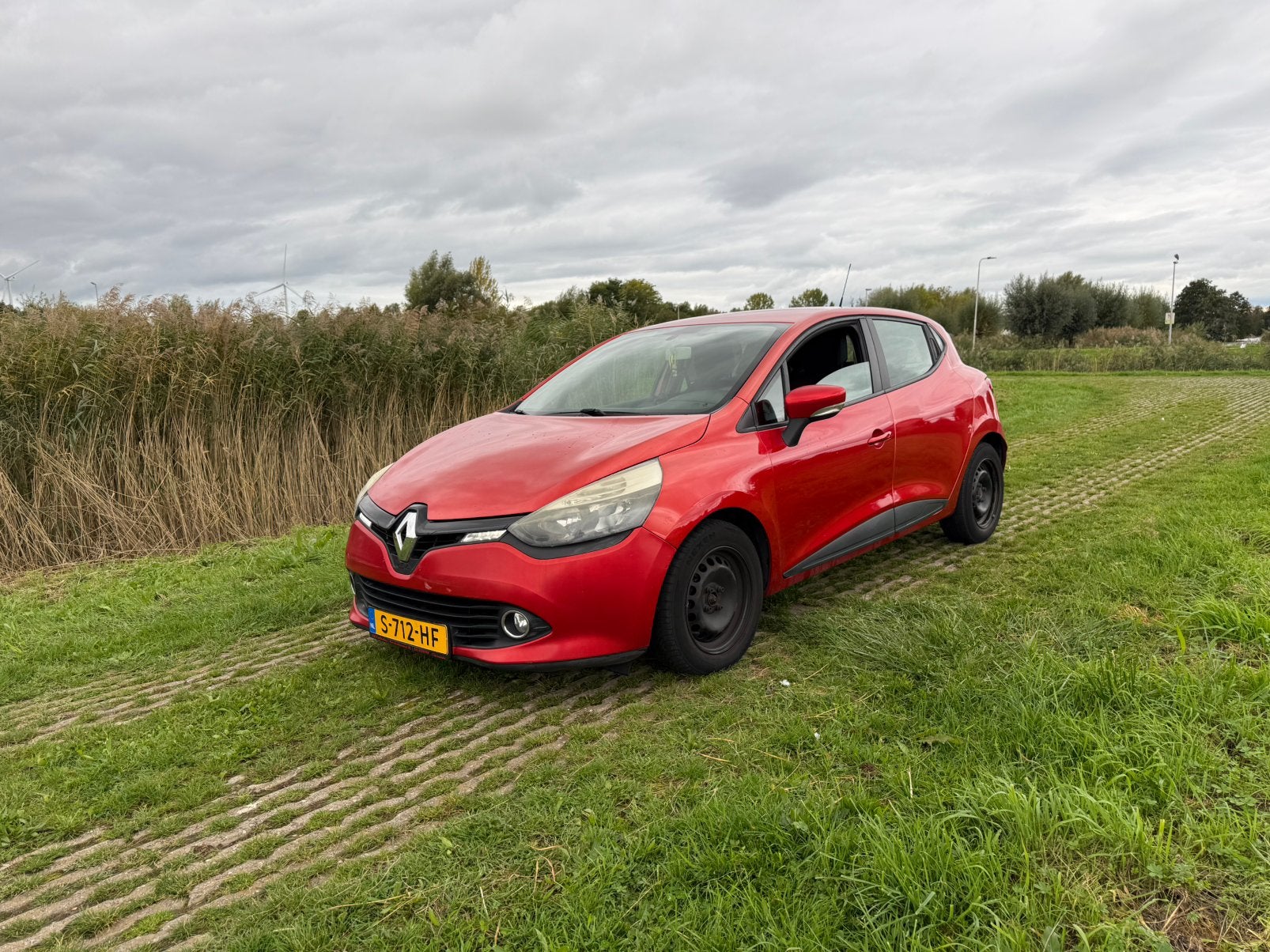 Renault Clio 0.9 TCe 90 | Nieuwe APK | Navi | Cruisecontrol, Voorwielaandrijving, 525 kg, Bluetooth, 49 €/maand