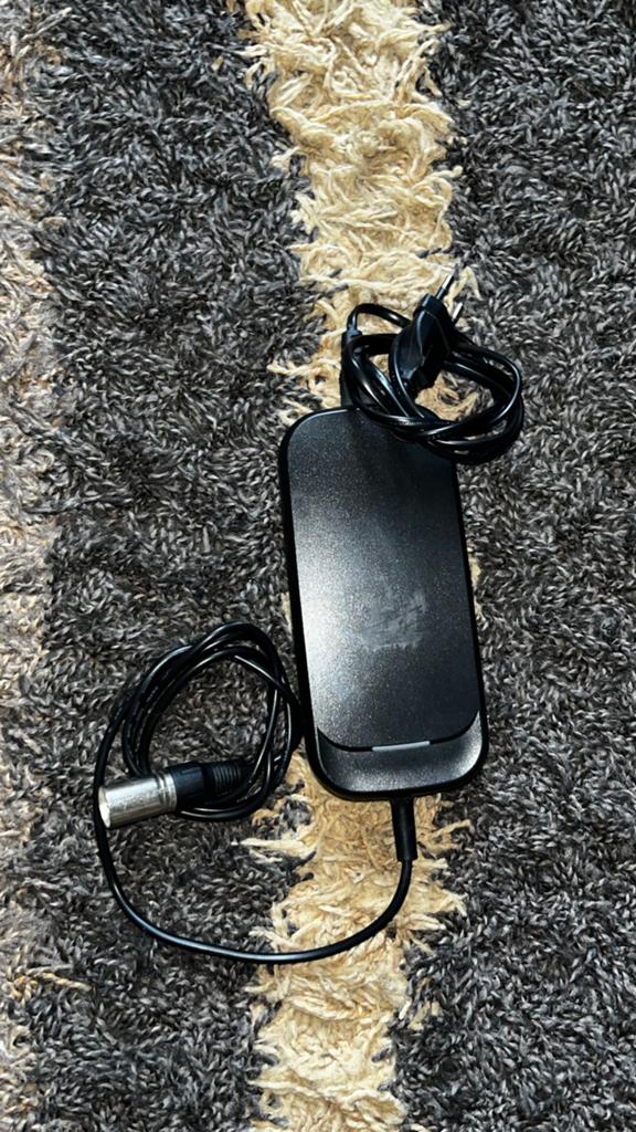 ENGWE T14 -Oplader “nieuw”, Ophalen of Verzenden, Zo goed als nieuw, Elektrische fiets, Overige typen