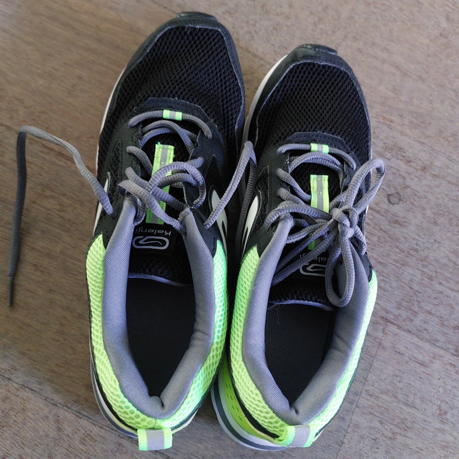 Kalenji hardloopschoenen - Zwart/Neon Groen maat 42, Kalenji, Zwart, Ophalen of Verzenden, Zo goed als nieuw