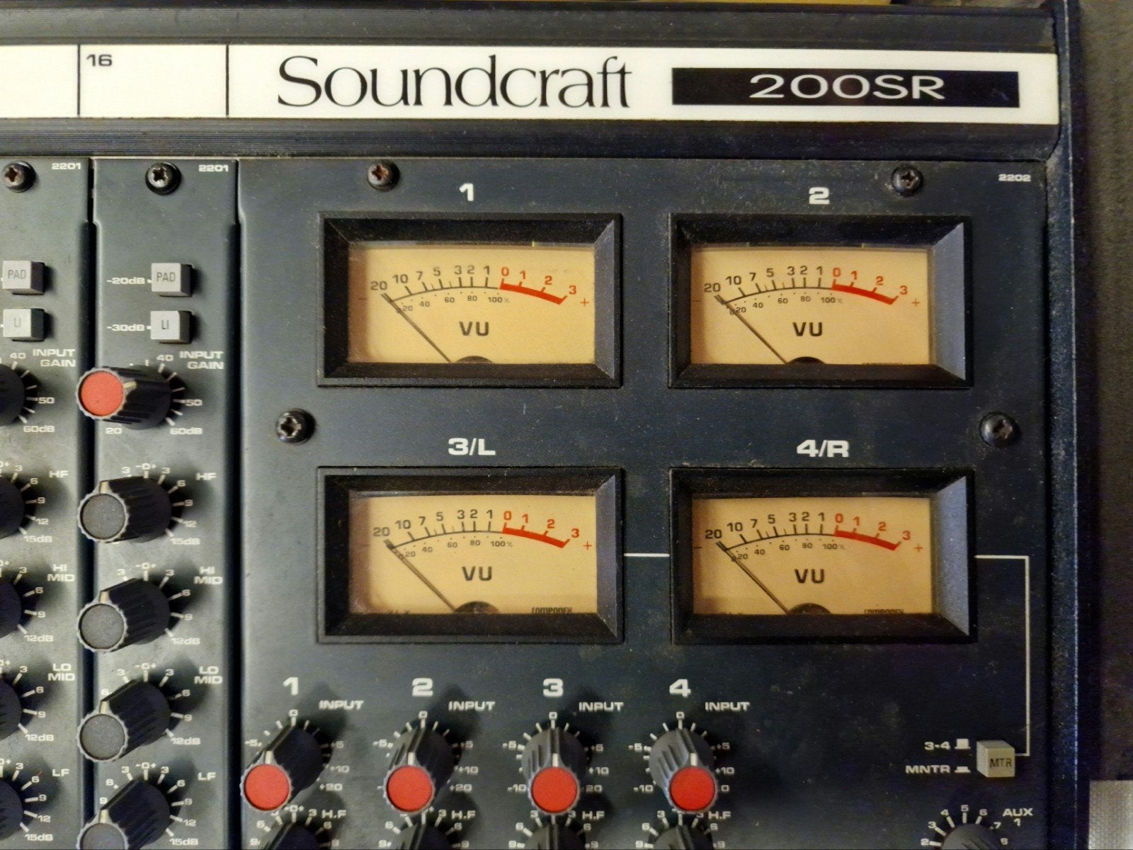 Soundcraft Series 200SR 16 kanaals, Ophalen