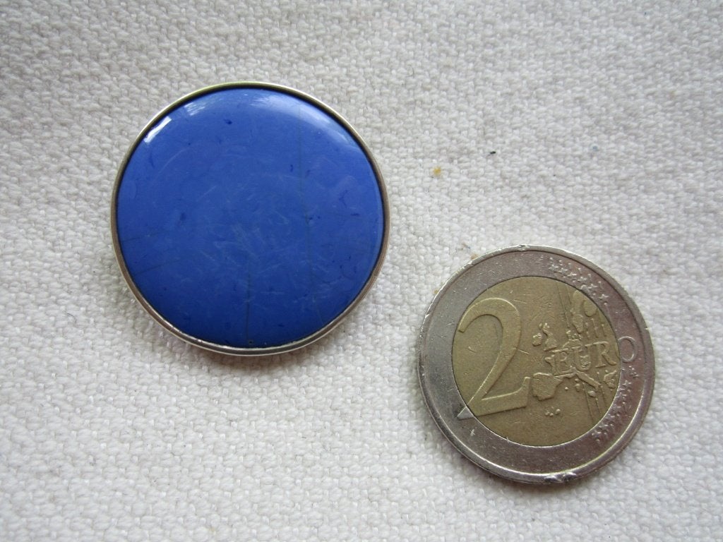 27.  Oude Engelse broche met zilveren rand., Ophalen, Overige materialen, Broche