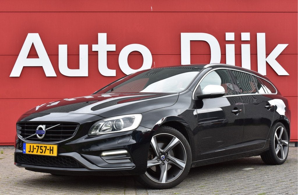 Volvo V60 1.5 T3 R-Design Bi-Xenon/LED | Navi | Clima | Crui, Auto's, Volvo, 4 cilinders, Met garantie (alle), Start-stop-systeem