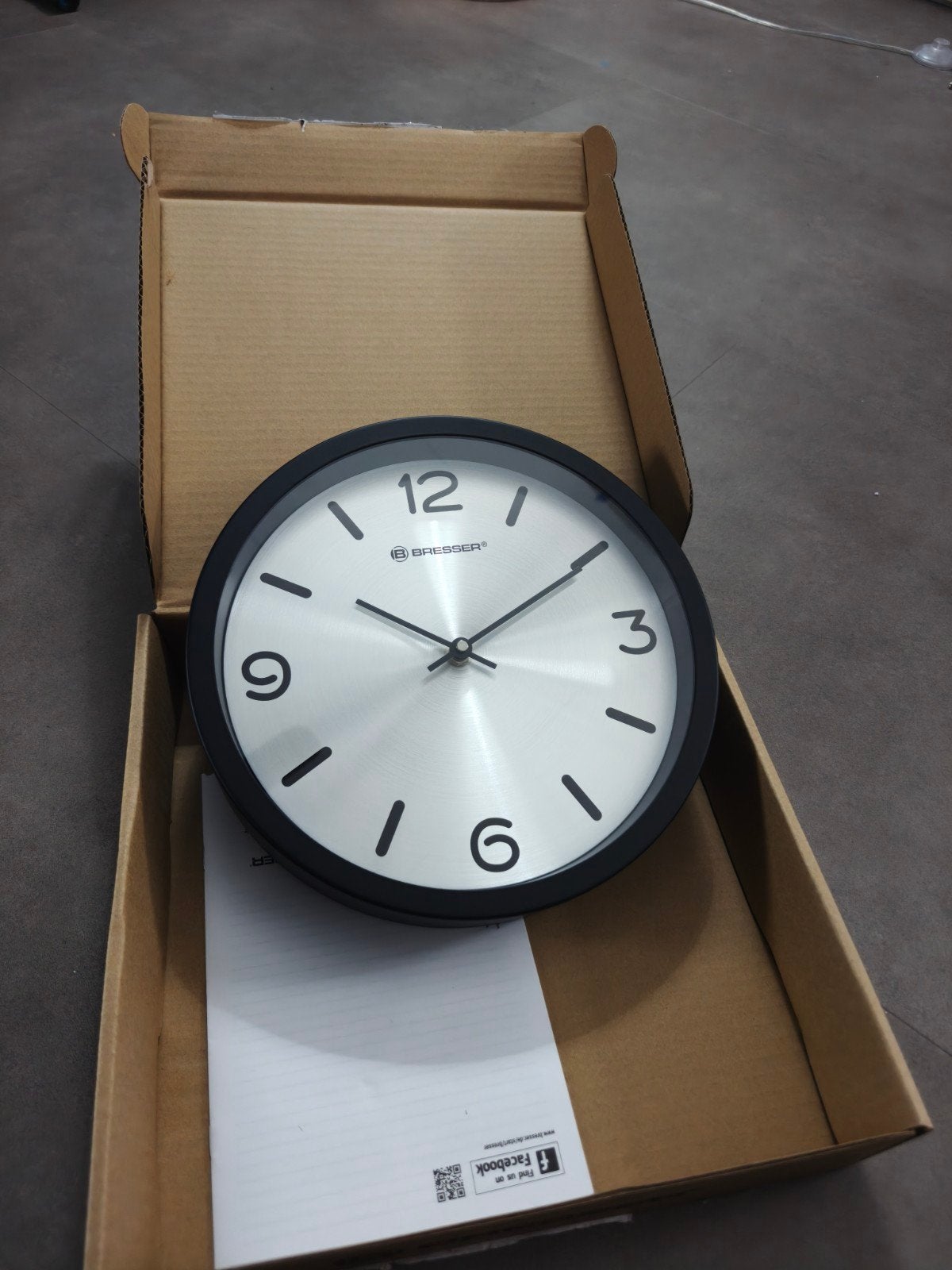 Klok Bresser - NIEUW IN VERPAKKING, Ophalen of Verzenden, Nieuw, Wandklok