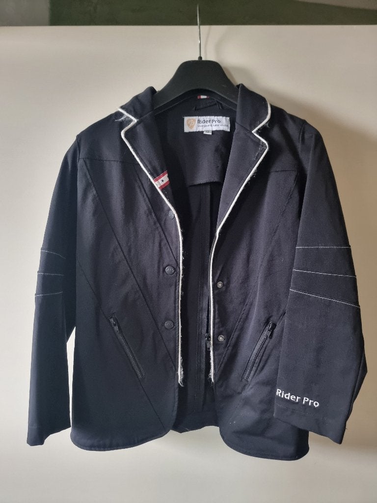 Rider pro wedstrijdjasje maat 12, Dieren en Toebehoren, Paardrijkleding, Gebruikt, Dressuur, Overige merken, Ophalen of Verzenden