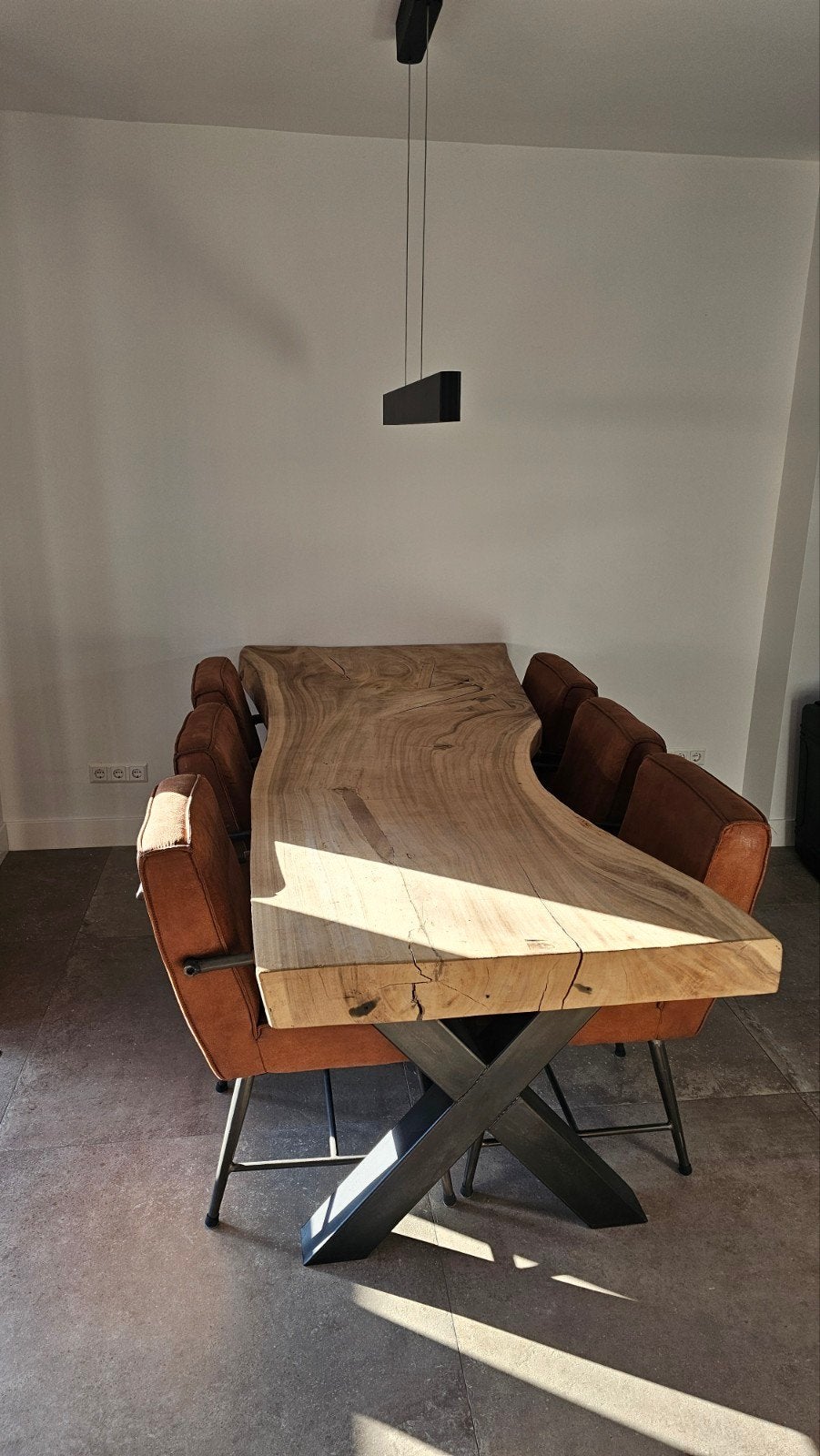 Unieke boomstamtafel 240 cm incl. 6 stoelen, Huis en Inrichting, Ophalen, Bruin, Industrieel, Modern, Zo goed als nieuw