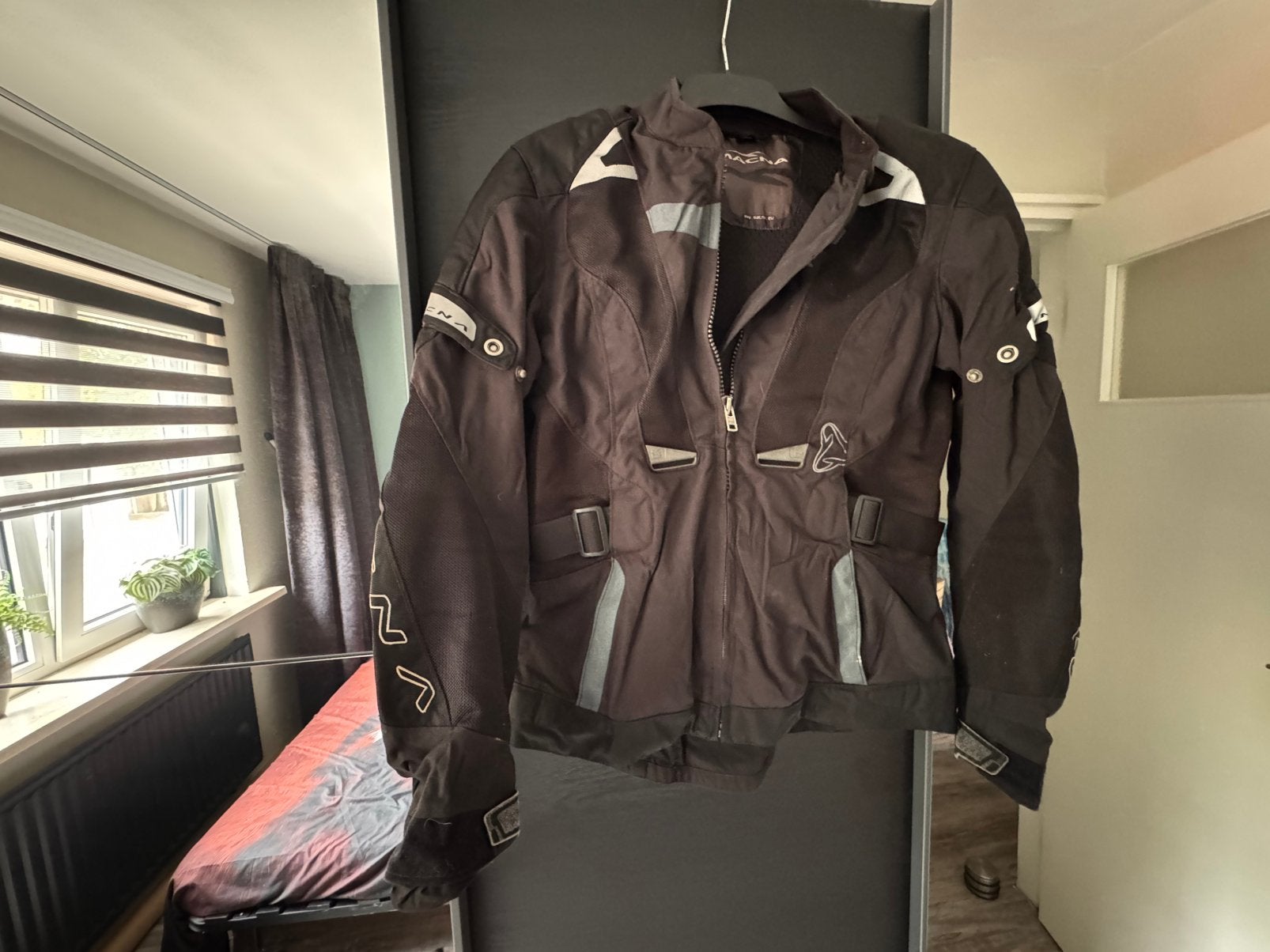 Dames Macna doorwaai motorjas maat M, Motoren, Kleding | Motorkleding, Ophalen of Verzenden, Tweedehands, Dames, Jas | textiel