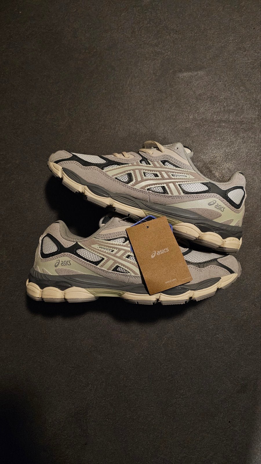 ASICS Gel-NYC 42,5, Nieuw, Ophalen of Verzenden, Asics, Wit