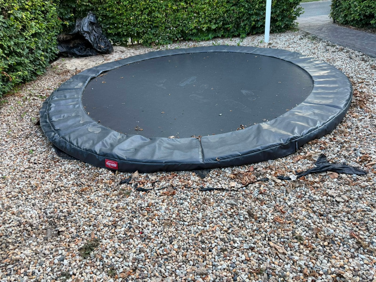 Trampoline Berg inground Favorit 380, Ophalen, Zo goed als nieuw