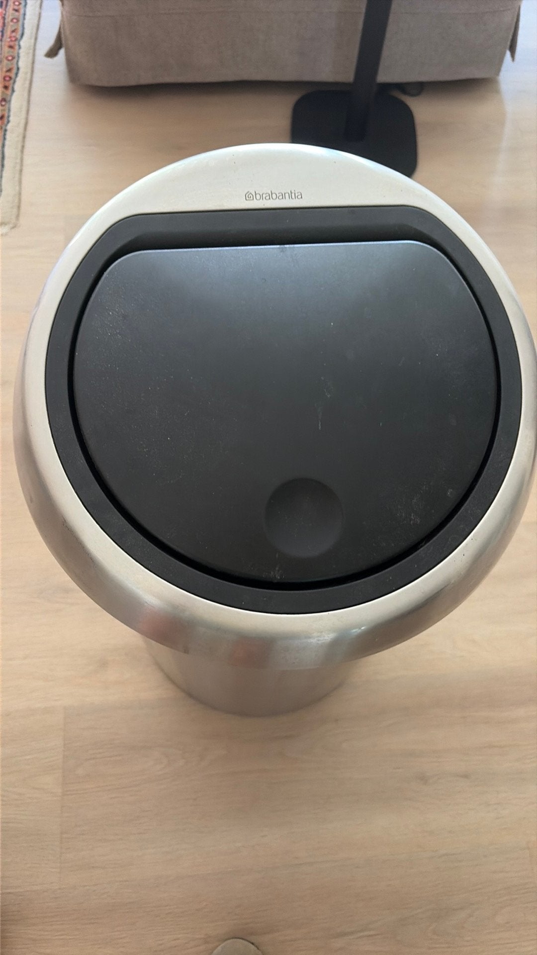 Brabantia touch bin 60 liter, Huis en Inrichting, Woonaccessoires | Prullenbakken, Ophalen, 50 – 75, Gebruikt, 40 liter of meer
