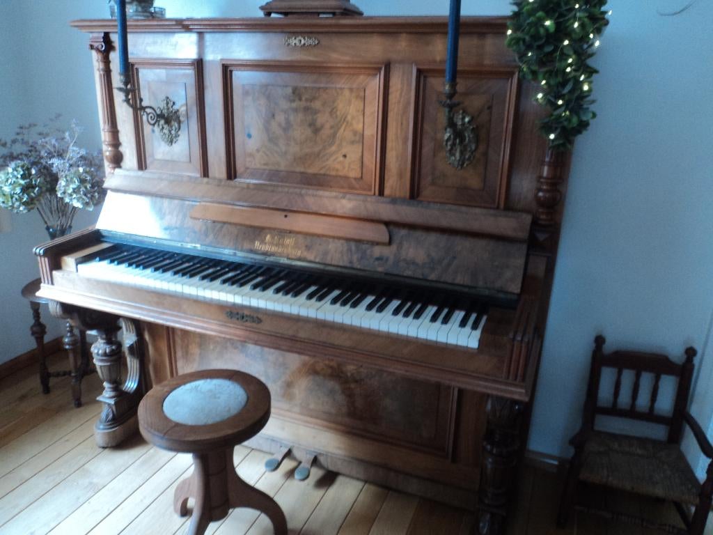 Antieke  Piano, Ophalen, Gebruikt, Bruin, Piano