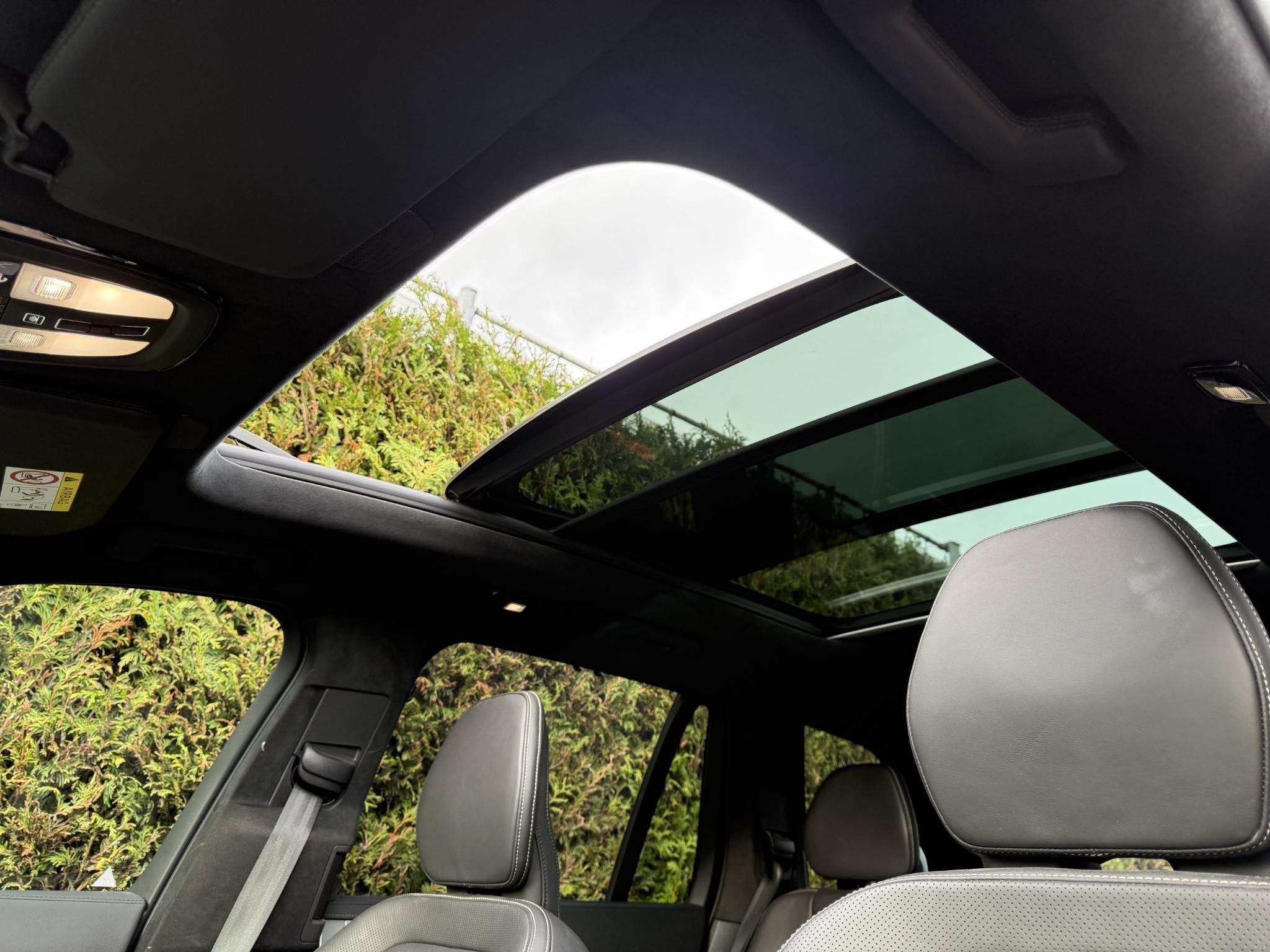 Volvo XC90 T8 Recharge AWD Ultra Bright | B&W Audio | 360 Ca, Auto's, 12 maanden, Gebruikt, Euro 6, 4 cilinders