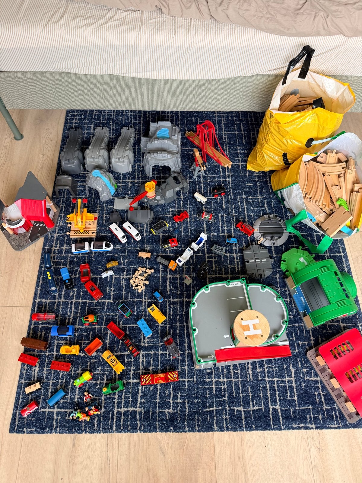 Grote partij houten trein onderdelen en accessoires, Kinderen en Baby's, Speelgoed | Houten speelgoed, Ophalen of Verzenden, Gebruikt