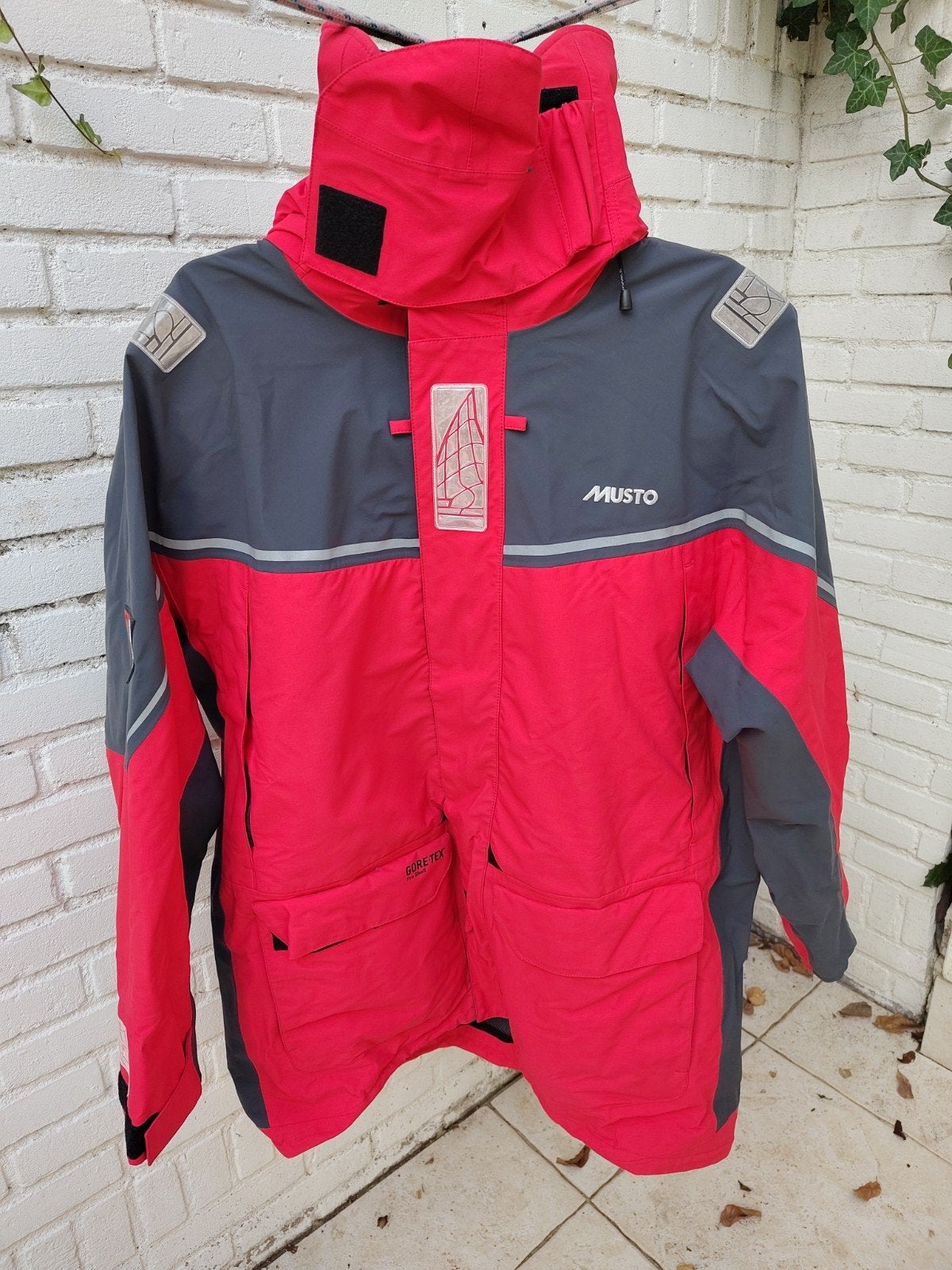 Musto MPX Zeiljack XXL - Rood/Grijs Gore-Tex, Watersport en Boten, Ophalen, Musto, Heer, Zo goed als nieuw