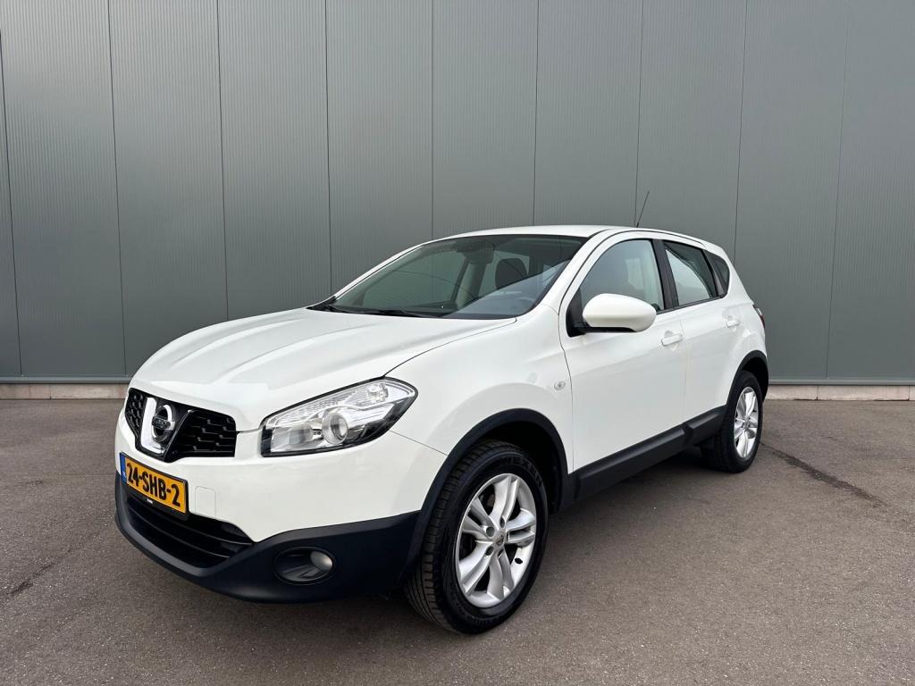 Nissan QASHQAI 1.6 Acenta AIRCO | TREKHAAK | NAP !, Voorwielaandrijving, 1225 kg, 4 cilinders, Wit