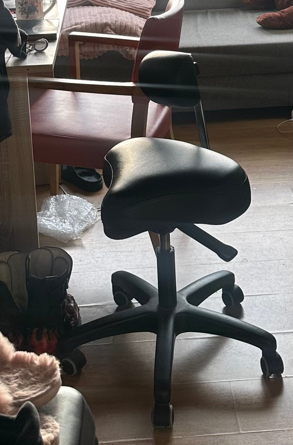 ergonomic saddle chair /  zadelstoel, Huis en Inrichting, Ophalen, In hoogte verstelbaar, Gebruikt, Overige materialen