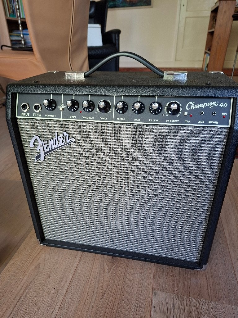 Fender Champion 40, Ophalen, Zo goed als nieuw, Gitaar, Minder dan 50 watt