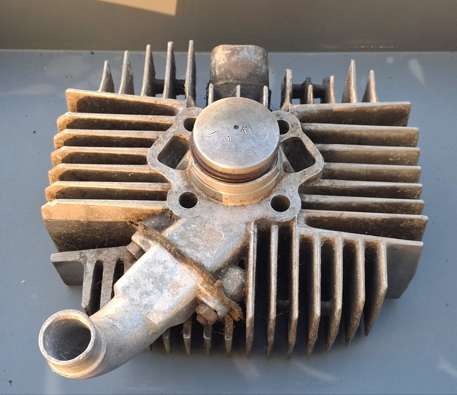 Kreidler cilinder + zuiger 40mm en inlaatspruitstuk, Fietsen en Brommers, Ophalen of Verzenden, Cilinder