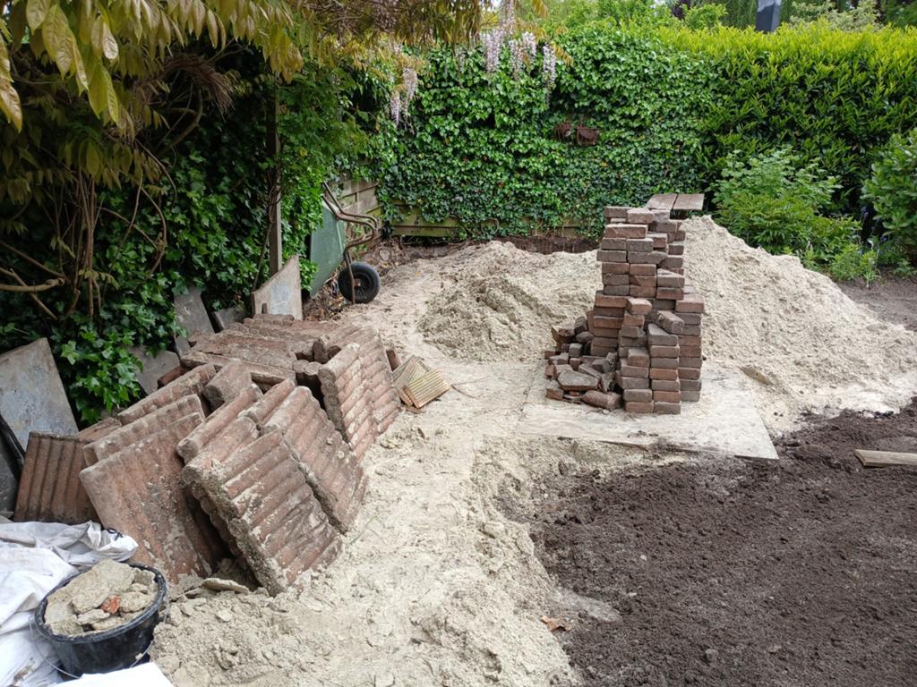 Paar kuub geel zand af te halen., Tuin en Terras, Tegels en Klinkers, Ophalen of Verzenden, Gebruikt, Beton, Terrastegels