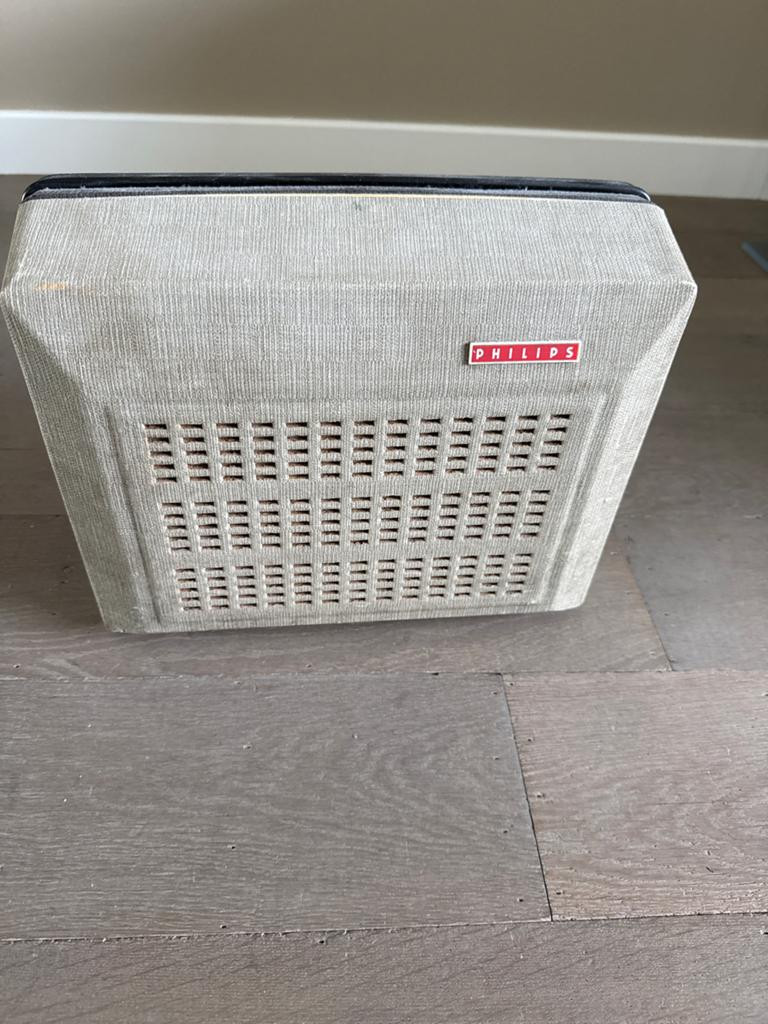 Vintage Philips platenspeler - Werkt niet 100%, Audio, Tv en Foto, Platenspelers, Ophalen of Verzenden, Niet werkend, Platenspeler