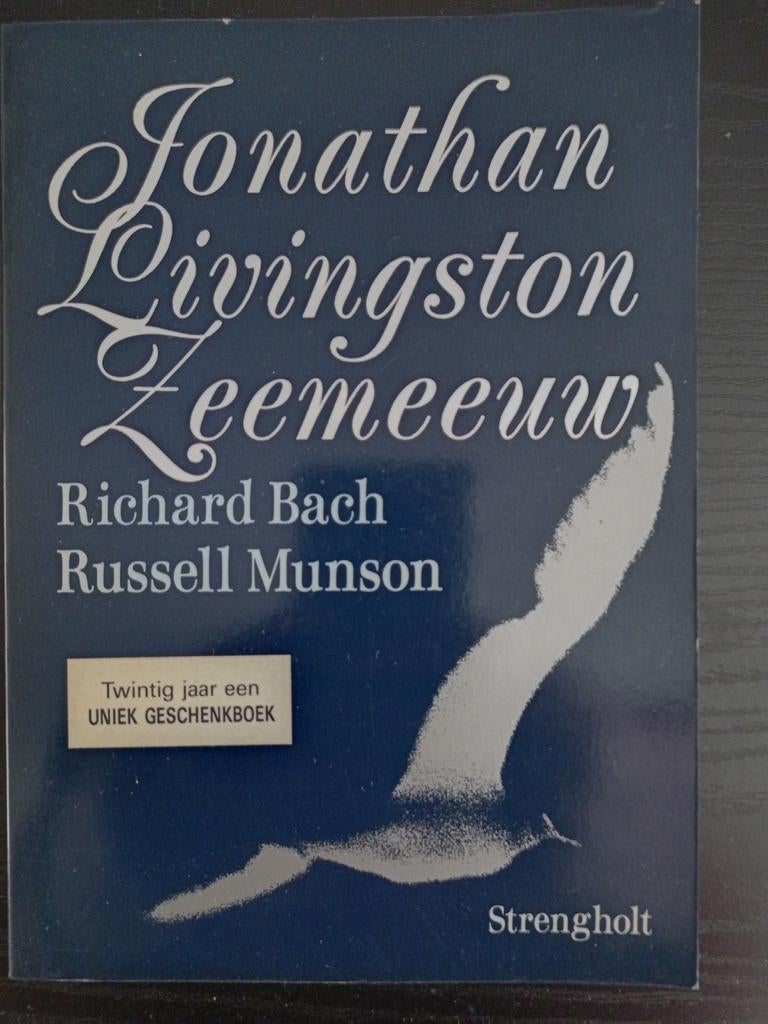 Jonathan Livingston Zeemeeuw - Richard Bach, Boeken, Ophalen, Zo goed als nieuw, Richard Bach