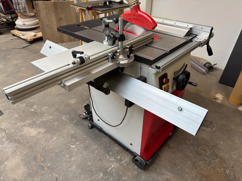 Axminster AW254TS | schuiftafel | inductiemotor, Doe-het-zelf en Verbouw, Ophalen, Gebruikt, Cirkelzaag, 70 mm of meer