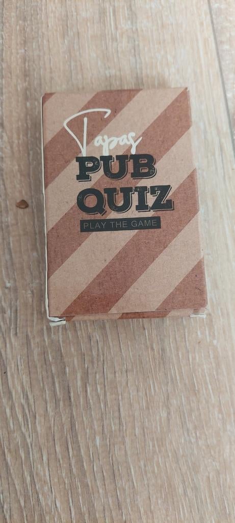 Tapas Pub Quiz - Play the Game, Vijf spelers of meer, Ophalen of Verzenden, Zo goed als nieuw, Onbekend