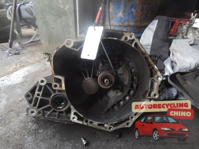 Versnellingsbak van een Opel Meriva, Ophalen, Gebruikt, -, -