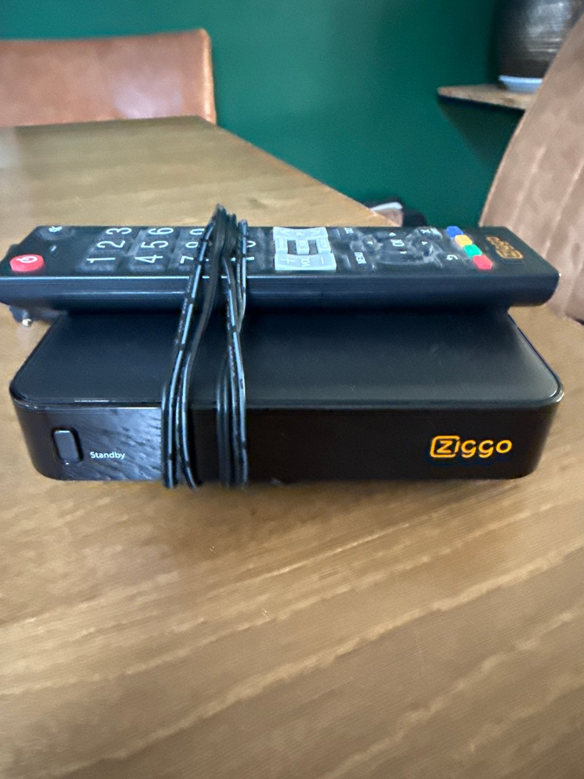 Ziggo Mediabox XL met afstandsbediening, Ophalen of Verzenden, Gebruikt, Harddiskrecorder