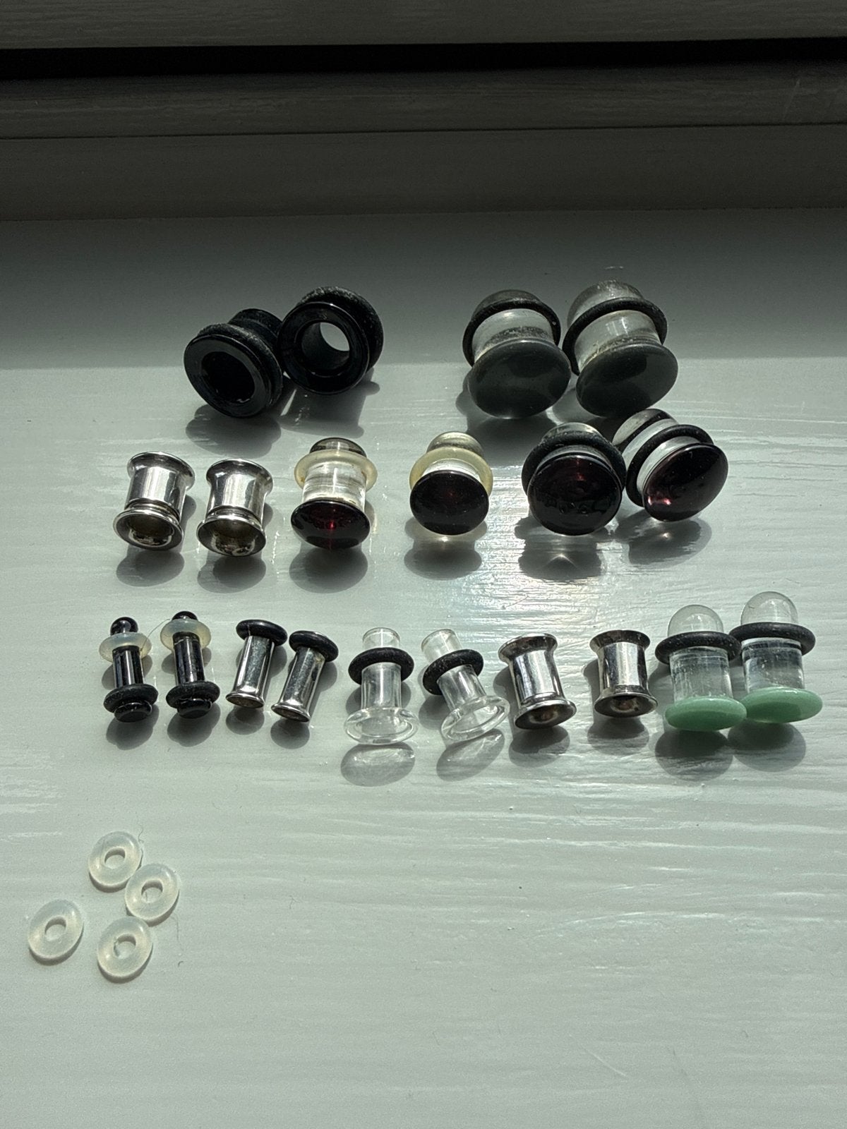 Plugs en tunnels 4-13 mm voor oprekken oren, Ophalen of Verzenden, Gebruikt, Overige materialen, Oor- of Traguspiercing