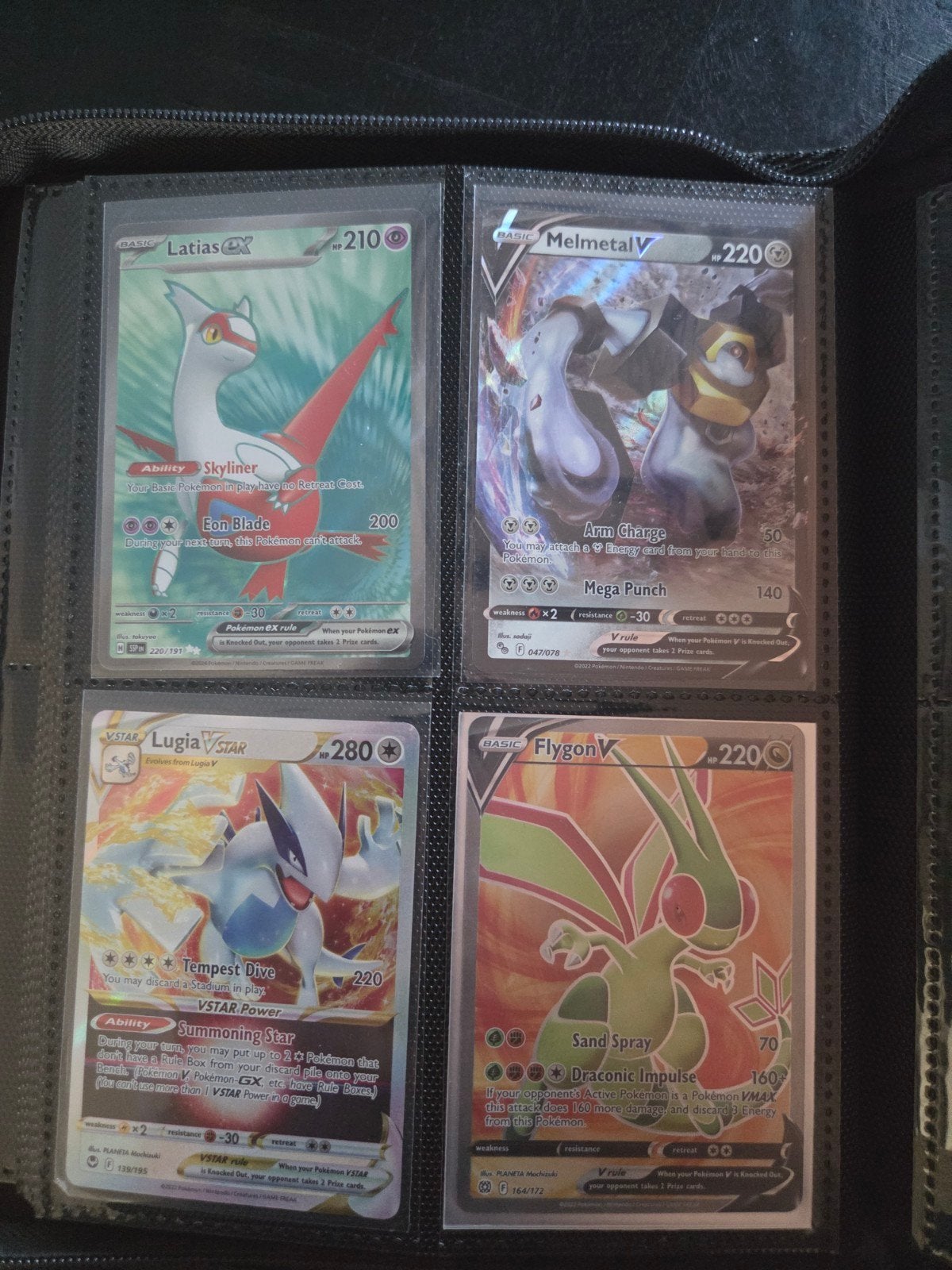 Pokémon Kaarten: Latias, Melmetal, Lugia, Flygon VSTAR/V, Ophalen of Verzenden, Zo goed als nieuw, Losse kaart, Foil