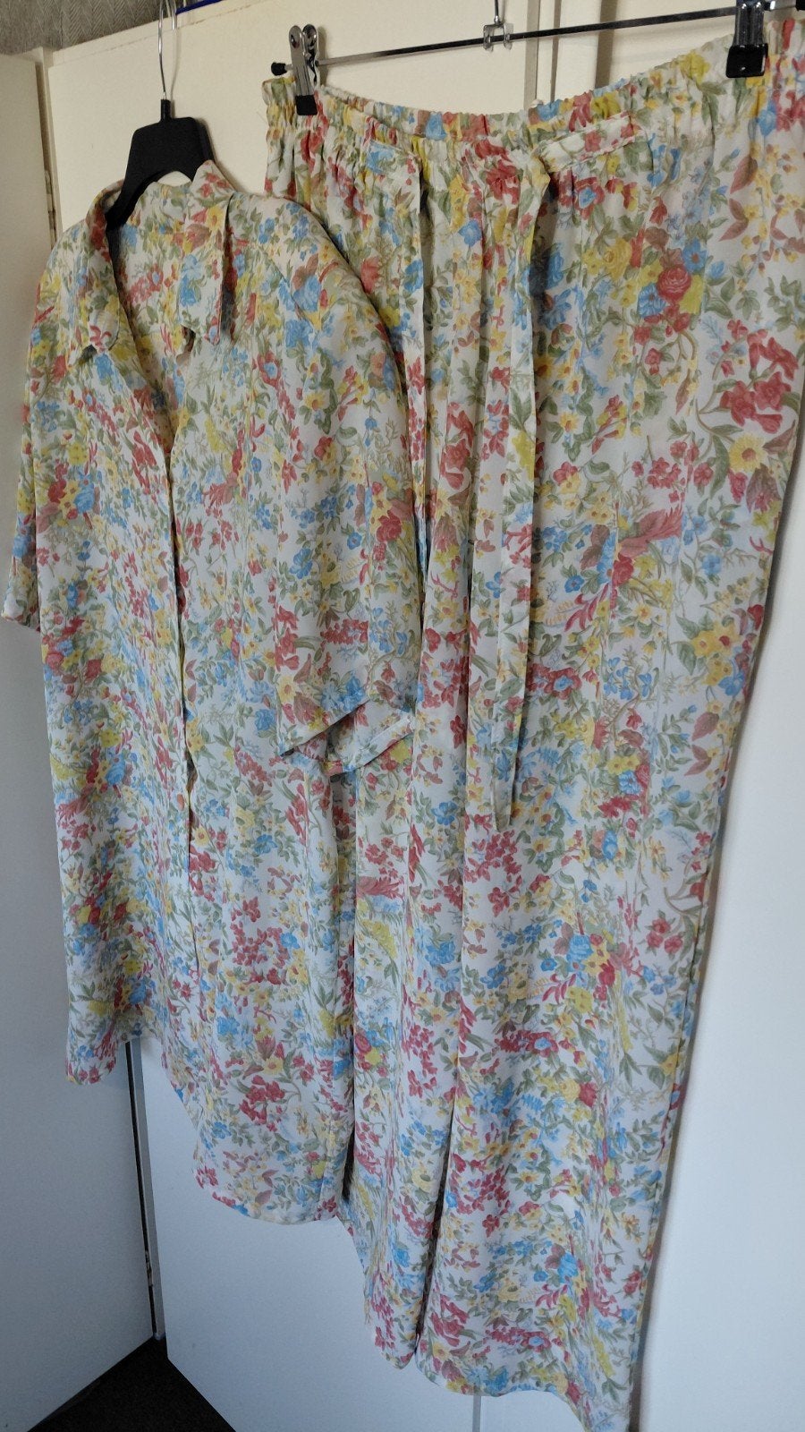 Broekpak zomer (44), Kleding | Dames, Jasjes, Kostuums en Pakken, Kostuum of Pak, Overige kleuren, Maat 42/44 (L), Ophalen of Verzenden