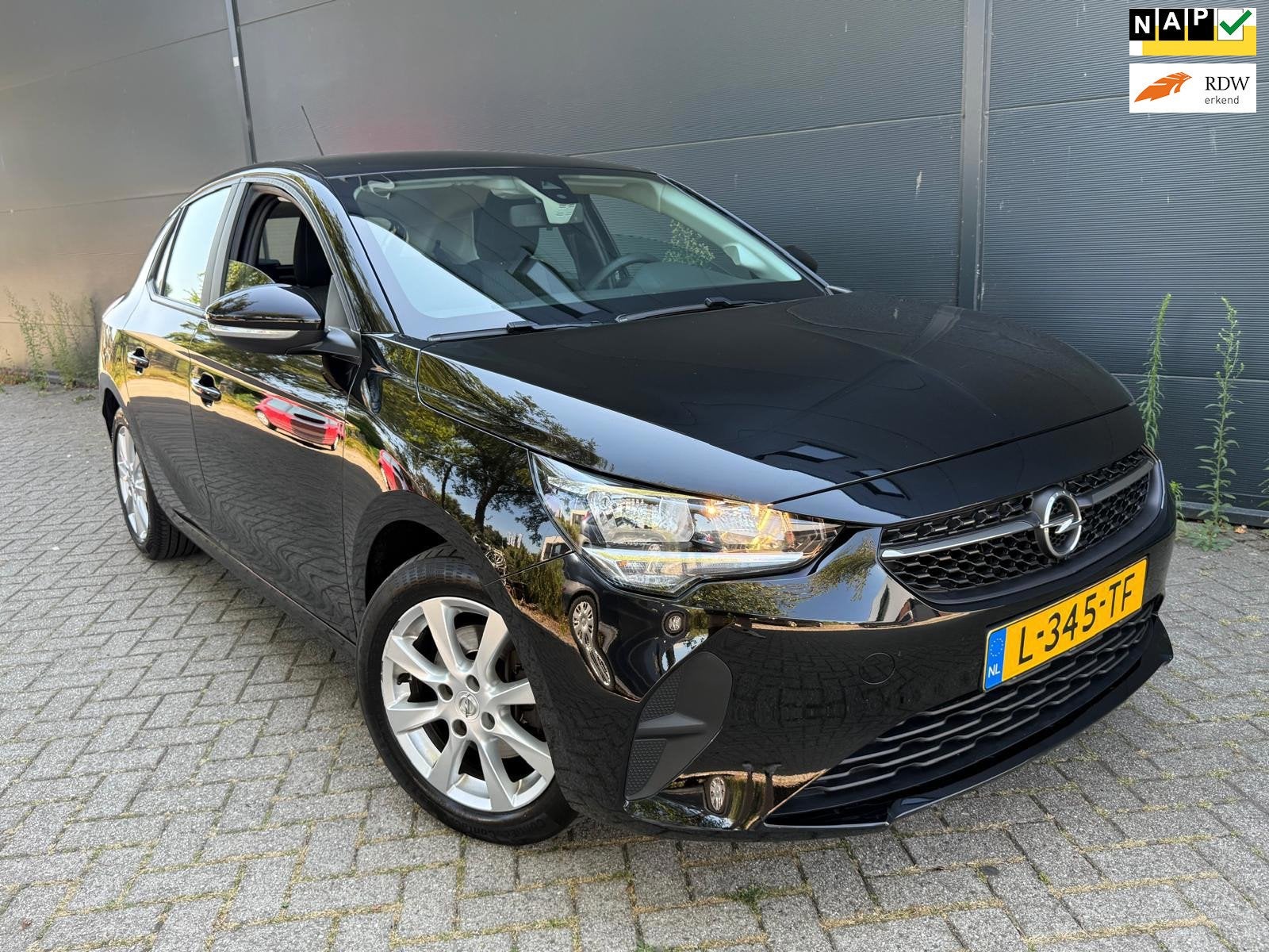 Opel Corsa 1.2 Edition/Navi/Carplay/Airco/Cruise, Auto's, Voorwielaandrijving, Dealer onderhouden, 101 pk, Gebruikt