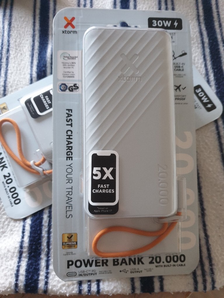 Xtorm Power Bank 20.000 mAh 30W met ingebouwde USB-C kabel, Ophalen, Nieuw, Xtorm