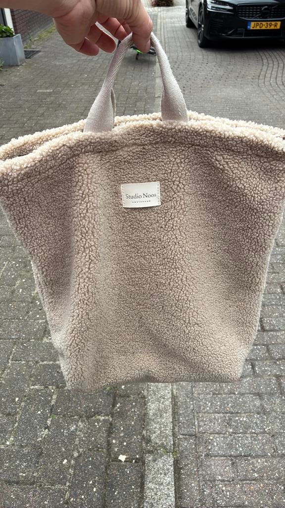 Leuke tas studio noos, Ophalen of Verzenden, Zo goed als nieuw, 30 cm of meer, Minder dan 35 cm