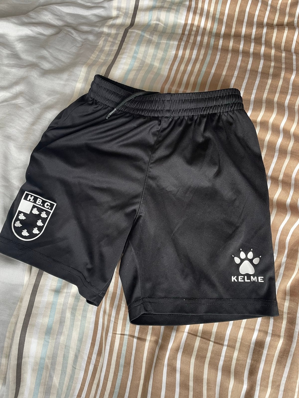 Kelme HBC Voetbalbroekje - Maat 130 (5XS), Zwart, Ophalen of Verzenden, Zo goed als nieuw, Voetbal